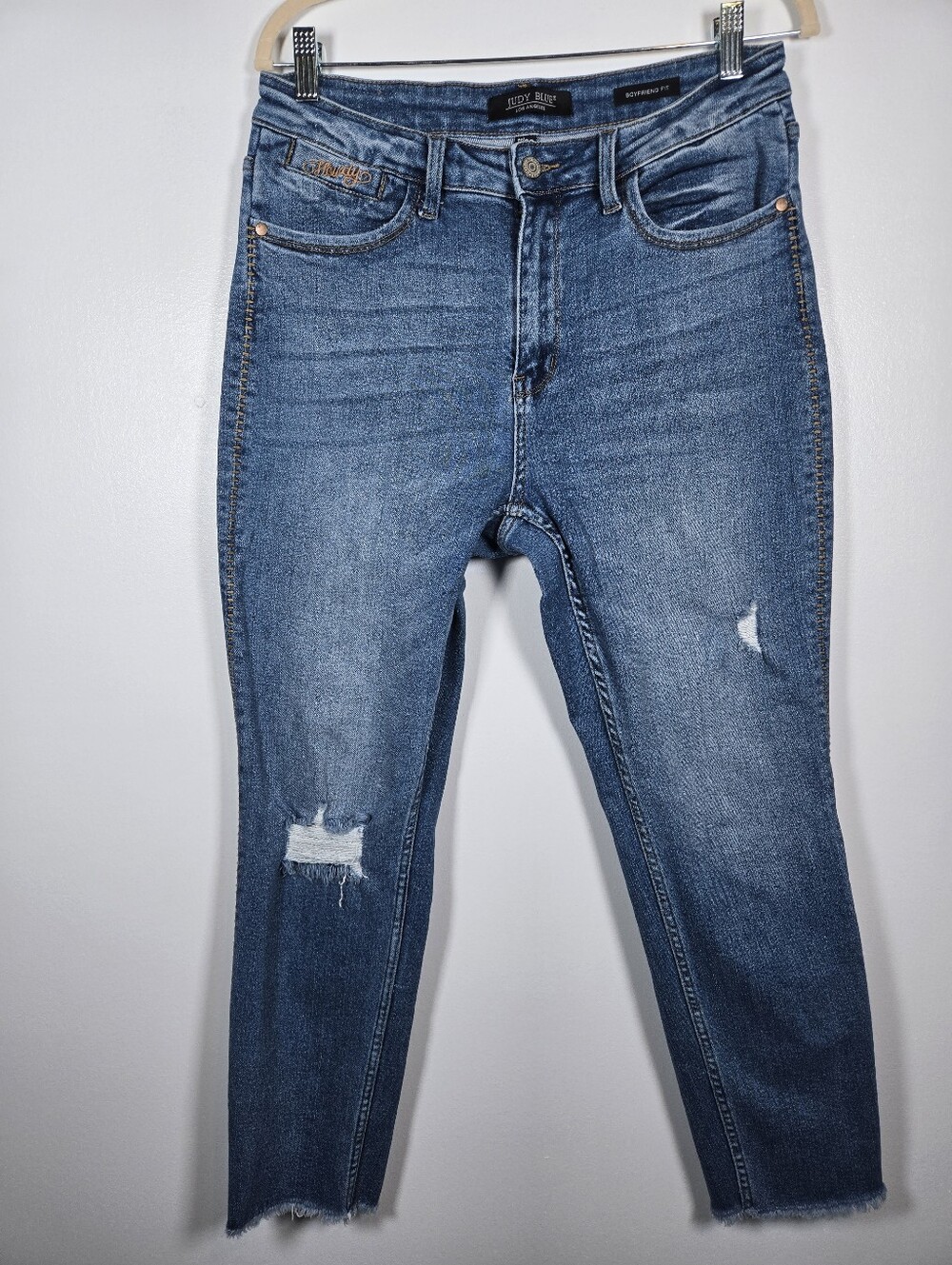 Judy Blue Boyfriend Fit Distressed Stretch Denim Jeans Size 11/30 Howdy Raw Hem